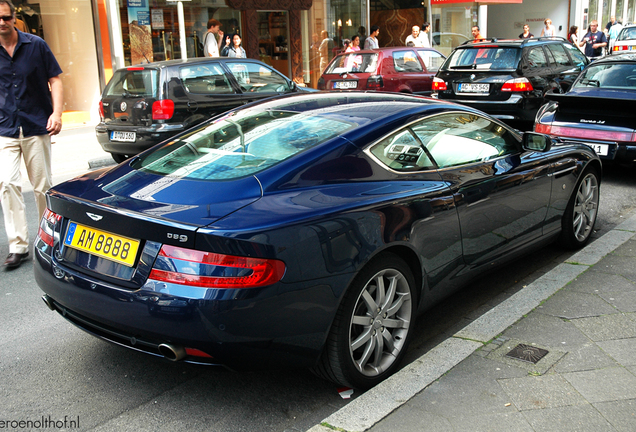 Aston Martin DB9