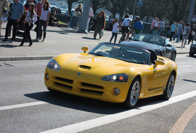 Dodge Viper SRT-10 Roadster 2003