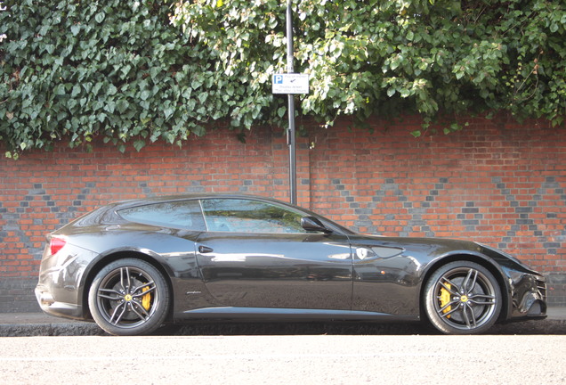 Ferrari FF