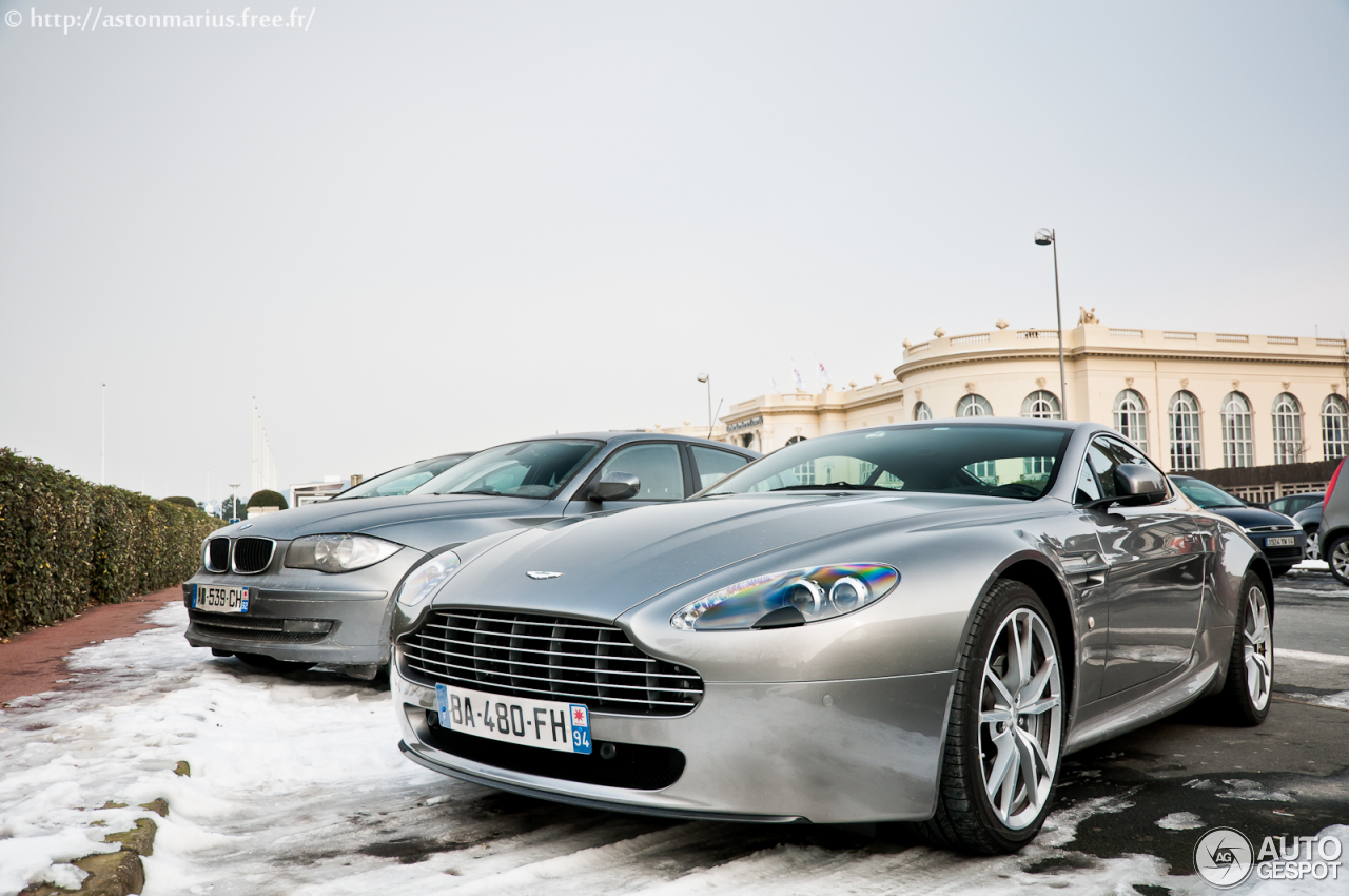 Aston Martin V8 Vantage