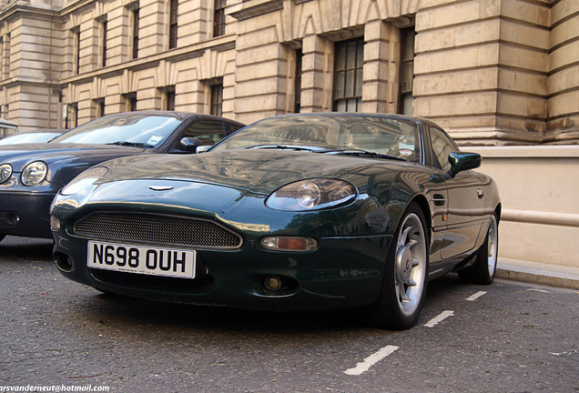 Aston Martin DB7