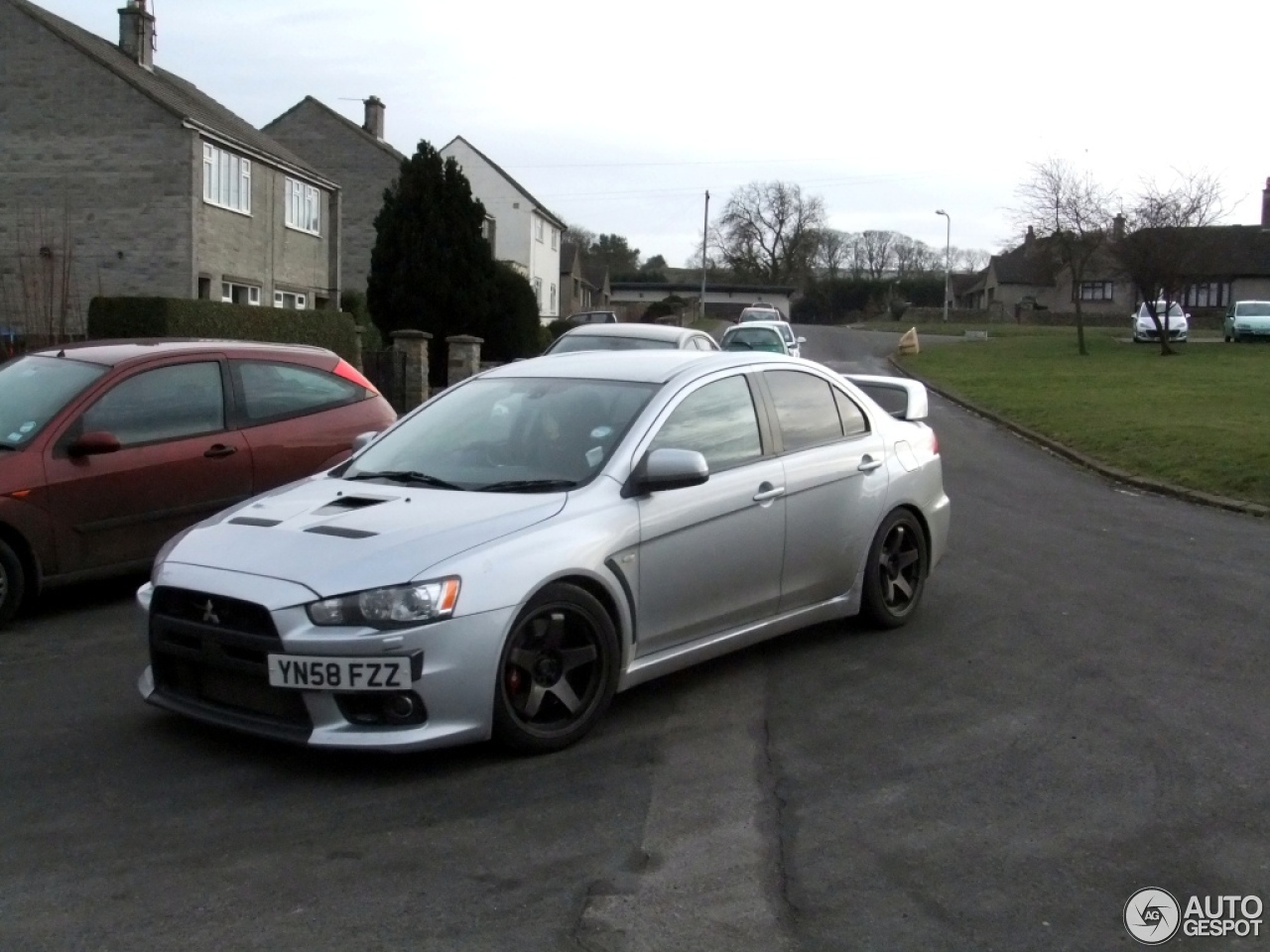 Mitsubishi Lancer Evolution X SST FQ-300