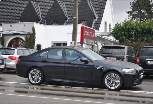 BMW M5 F10 2011