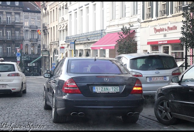 Mercedes-Benz E 55 AMG