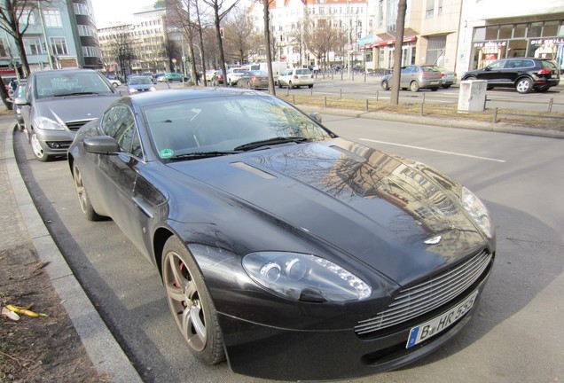 Aston Martin V8 Vantage