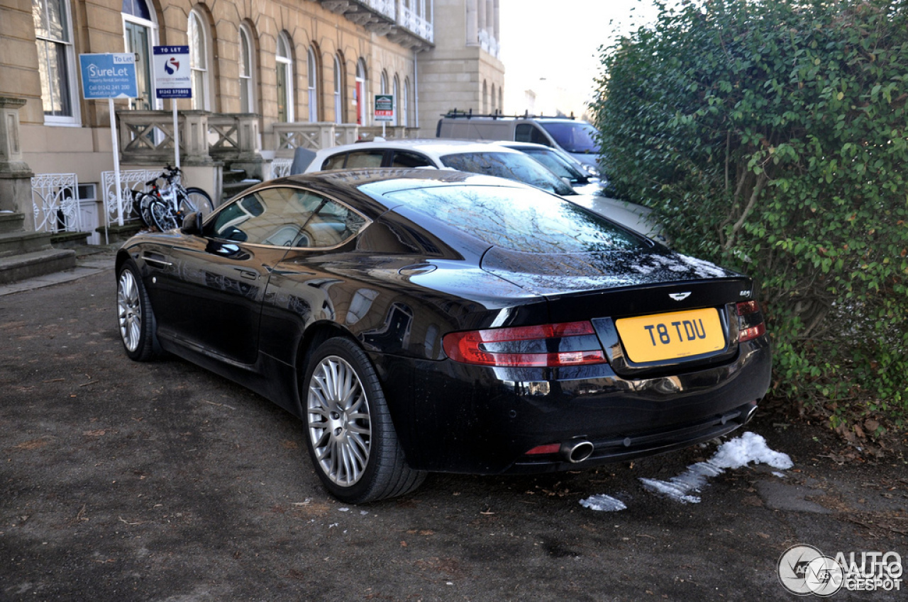 Aston Martin DB9