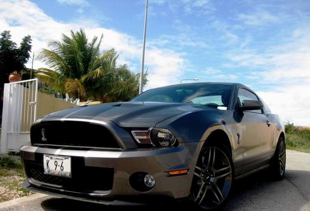 Ford Mustang Shelby GT500 2010