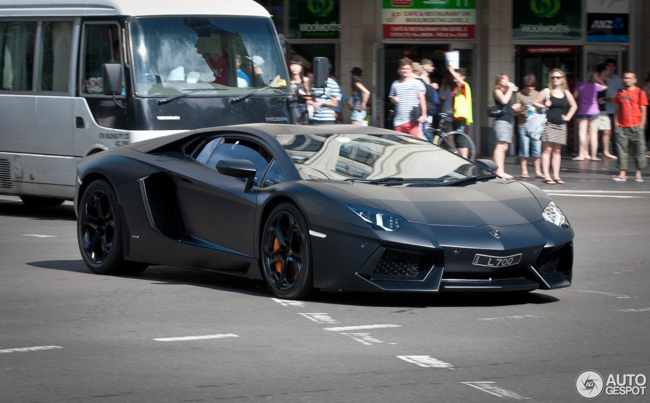 Lamborghini Aventador LP700-4