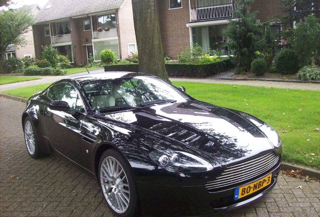 Aston Martin V8 Vantage