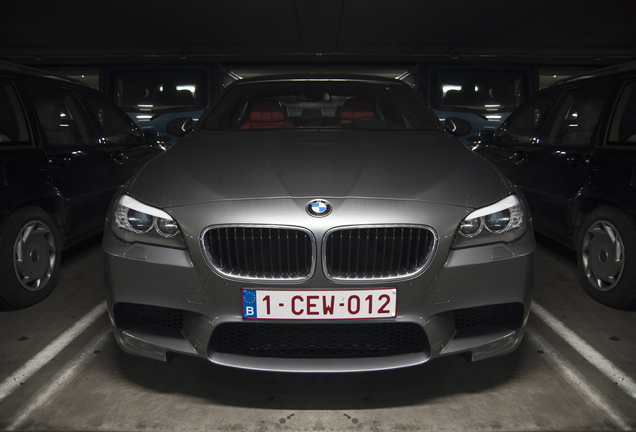 BMW M5 F10 2011