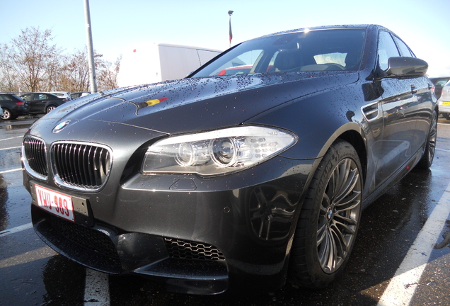 BMW M5 F10 2011