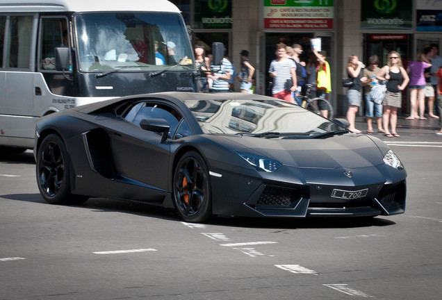 Lamborghini Aventador LP700-4