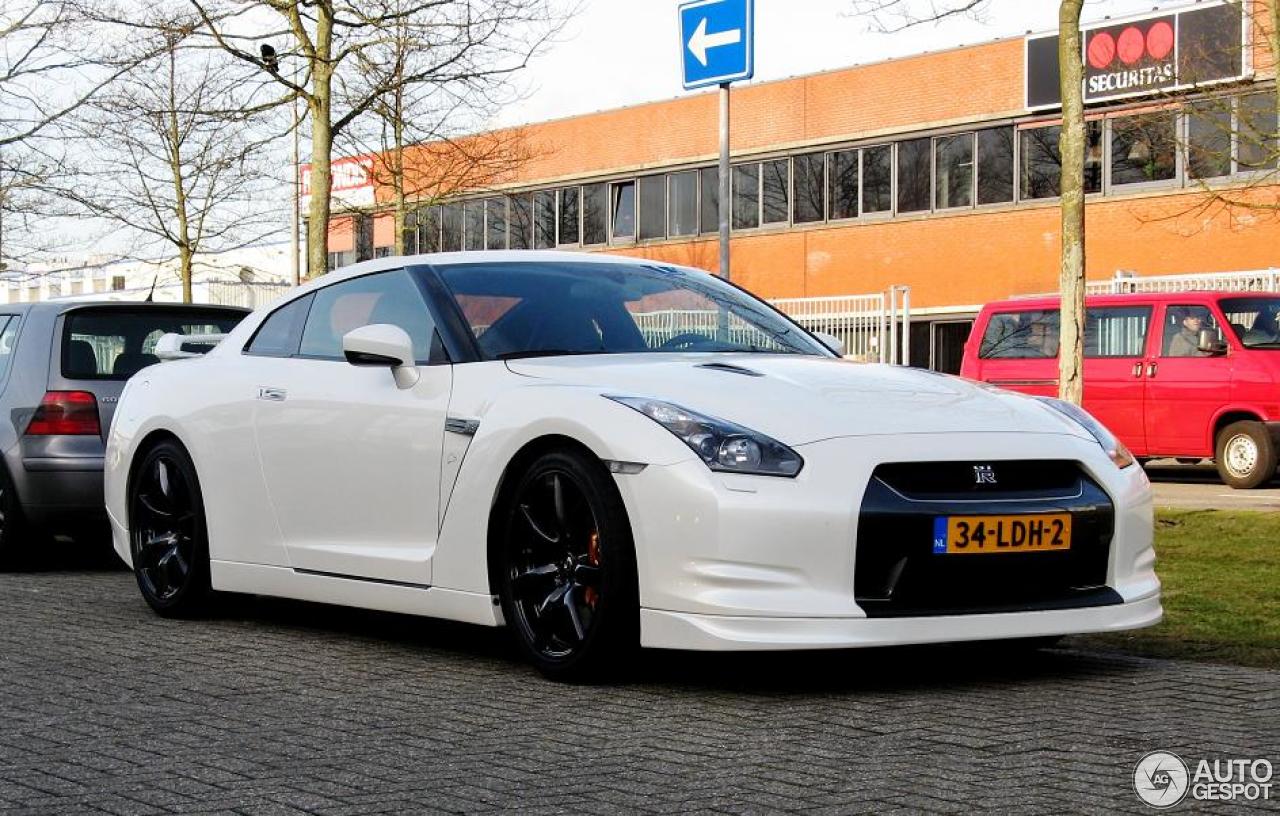 Nissan GT-R Switzer P600