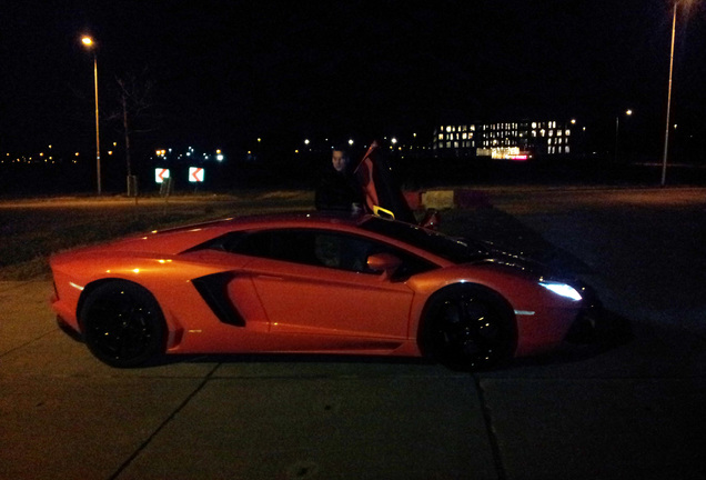 Lamborghini Aventador LP700-4