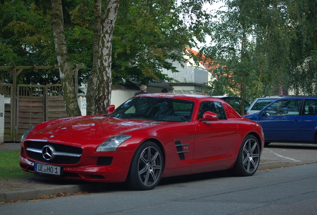 Mercedes-Benz SLS AMG