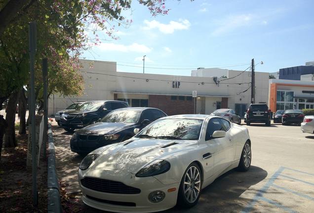 Aston Martin Vanquish S