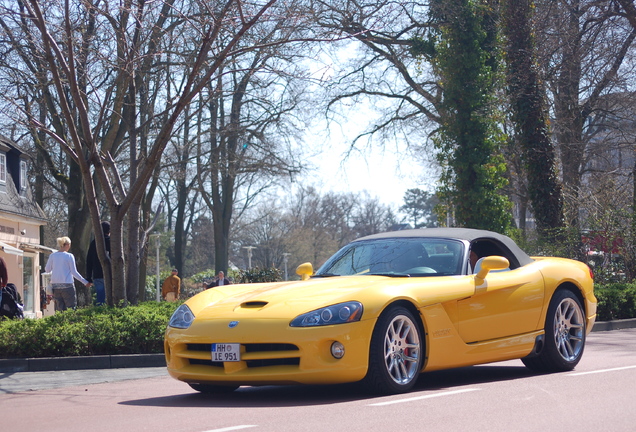 Dodge Viper SRT-10 Roadster 2003