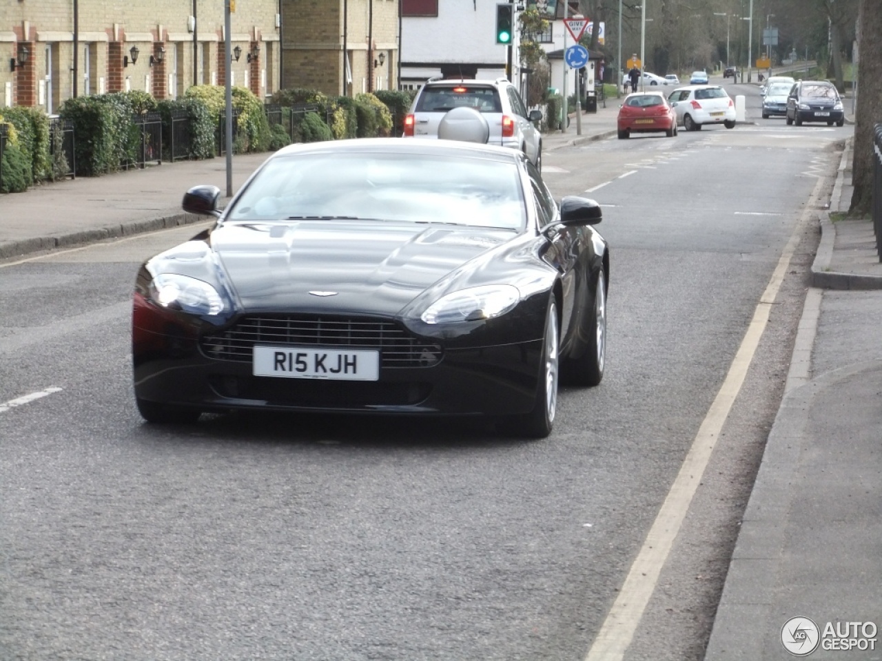 Aston Martin V8 Vantage