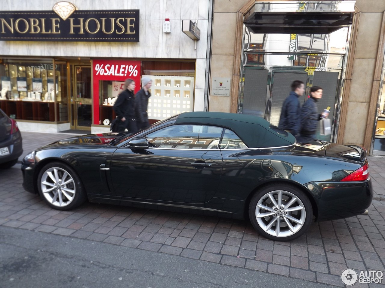 Jaguar XKR Convertible 2006