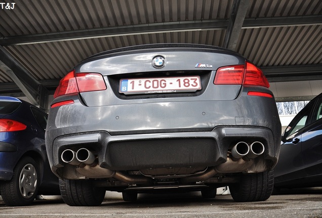 BMW M5 F10 2011