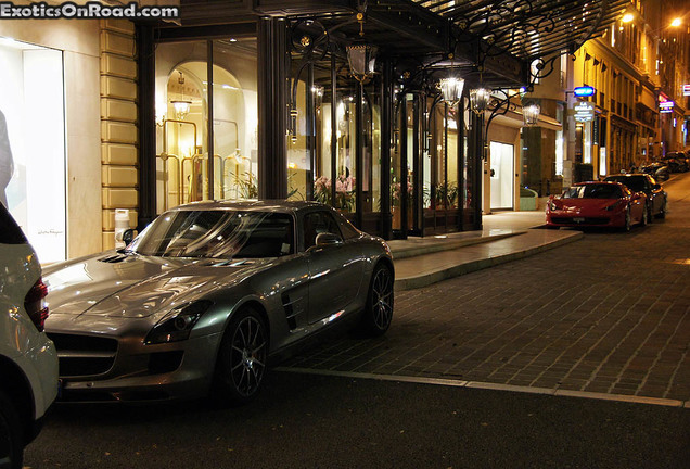 Mercedes-Benz SLS AMG