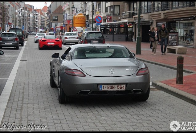 Mercedes-Benz SLS AMG