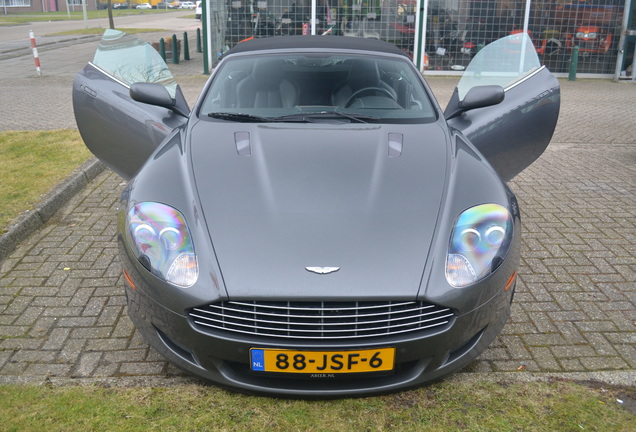 Aston Martin DB9 Volante