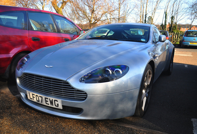 Aston Martin V8 Vantage