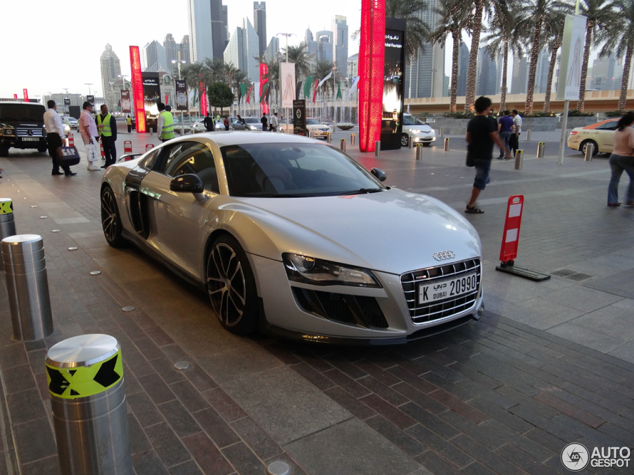 Audi ABT R8