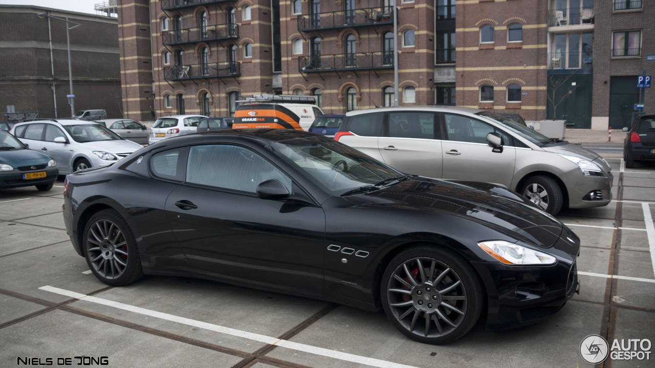 Maserati GranTurismo S Automatic