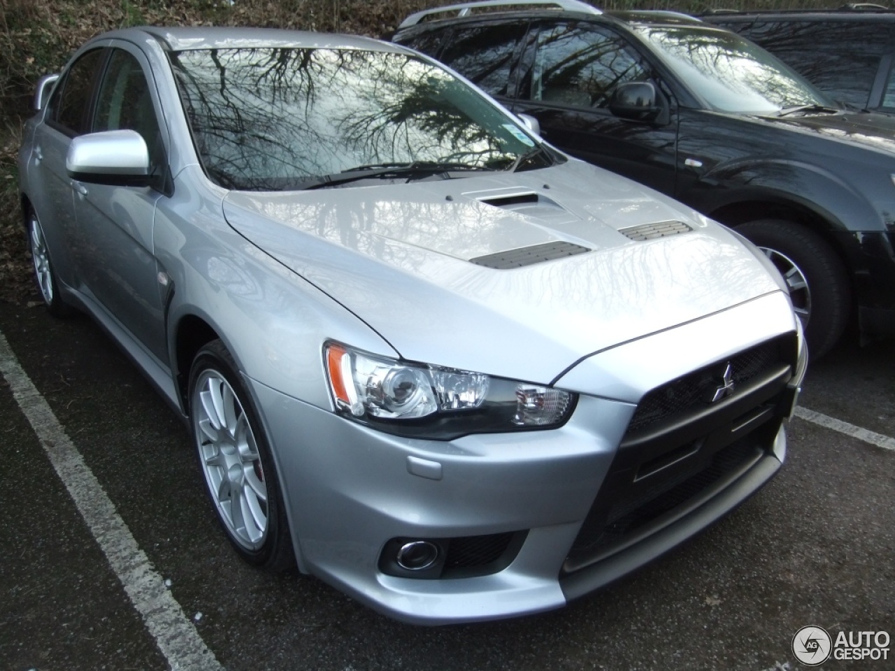 Mitsubishi Lancer Evolution X FQ-330