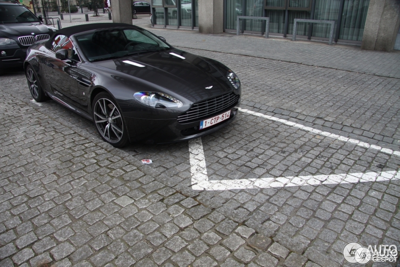 Aston Martin V8 Vantage Roadster