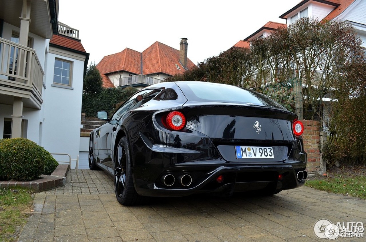 Ferrari FF