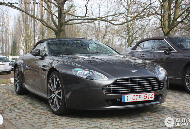 Aston Martin V8 Vantage Roadster