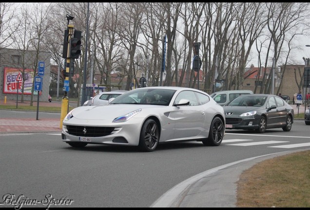 Ferrari FF