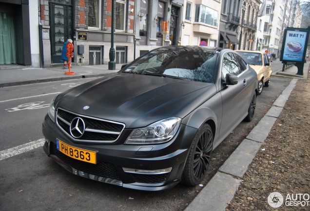 Mercedes-Benz C 63 AMG Coupé