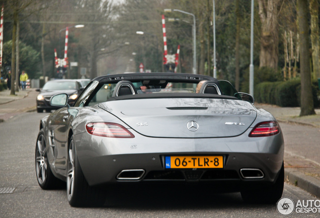 Mercedes-Benz SLS AMG Roadster