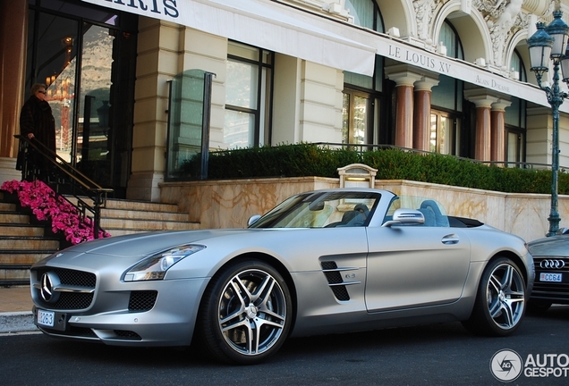 Mercedes-Benz SLS AMG Roadster