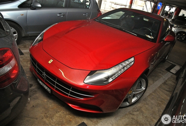 Ferrari FF