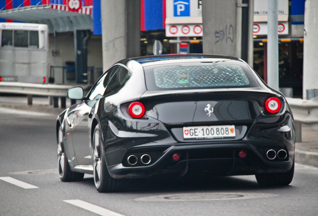 Ferrari FF