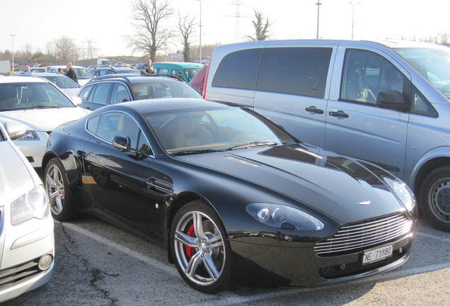 Aston Martin V8 Vantage