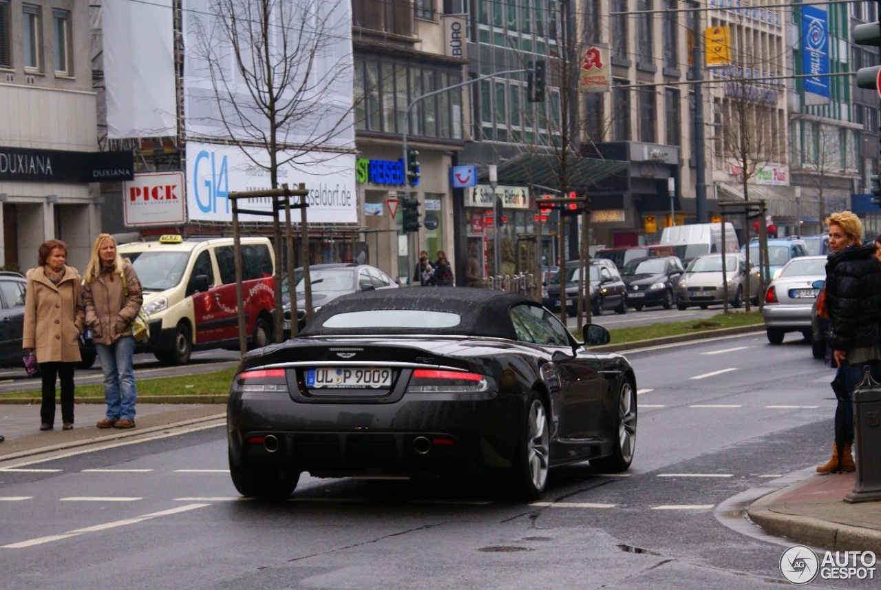 Aston Martin DBS Volante