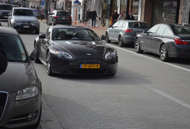 Aston Martin V8 Vantage S