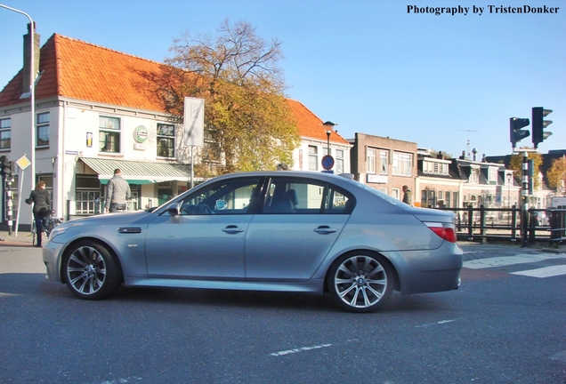 BMW M5 E60 2005