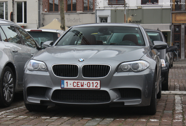 BMW M5 F10 2011