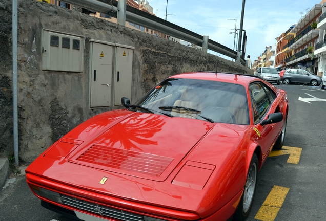 Ferrari 328 GTB