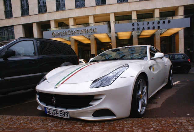 Ferrari FF