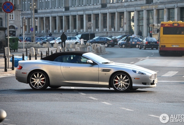 Aston Martin DB9 Volante