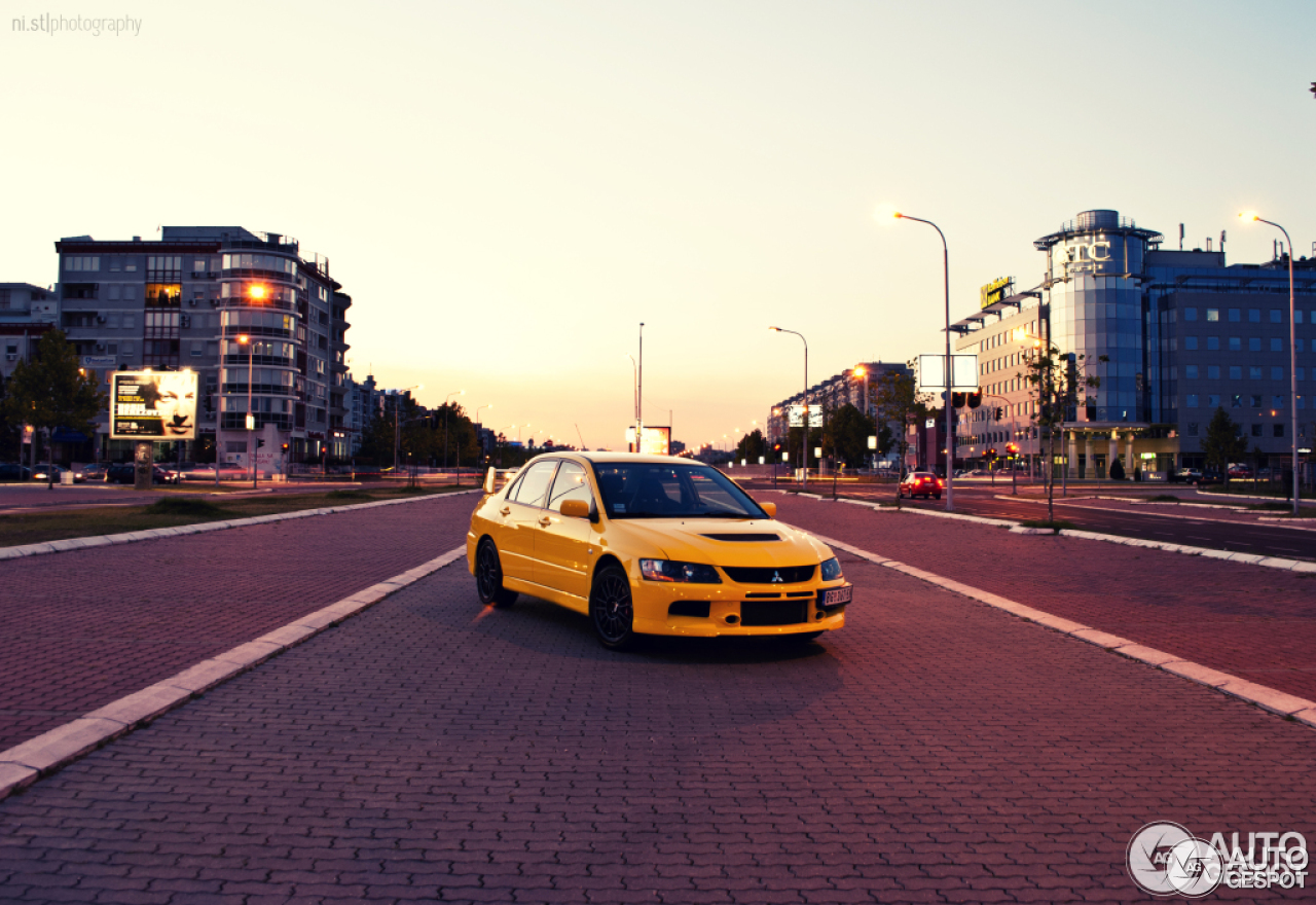 Mitsubishi Lancer Evolution IX