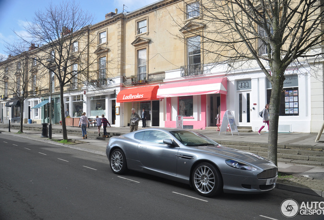 Aston Martin DB9